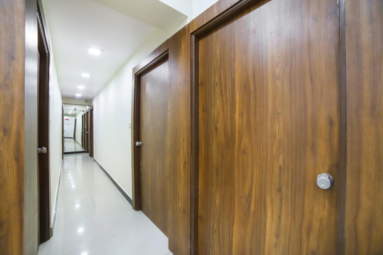 Oyo 67345 Hotel Anjani Inn Naroda Exterior photo